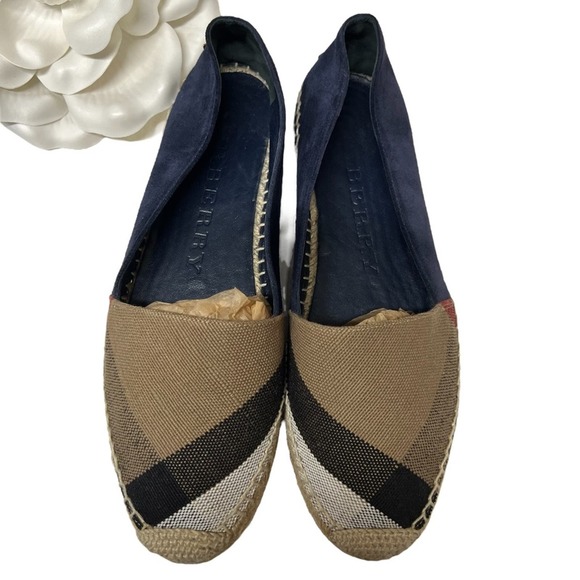 Burberry Shoes - Burberry Hodgeson Nova Check Canvas & Suede EspadrilleFlats Size 39.5
